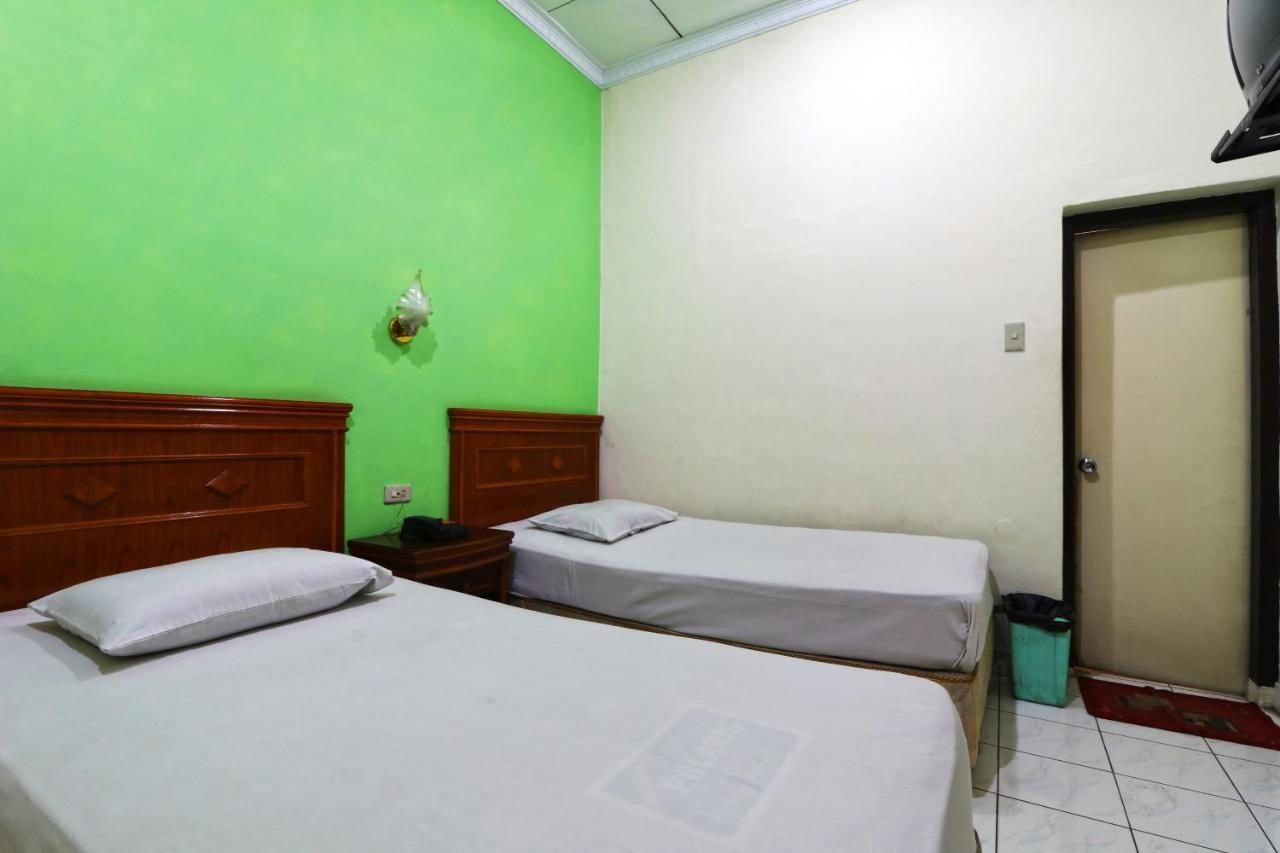 Hotel Melati Медан Екстериор снимка